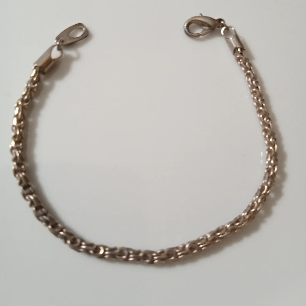 Scroll bracelet
